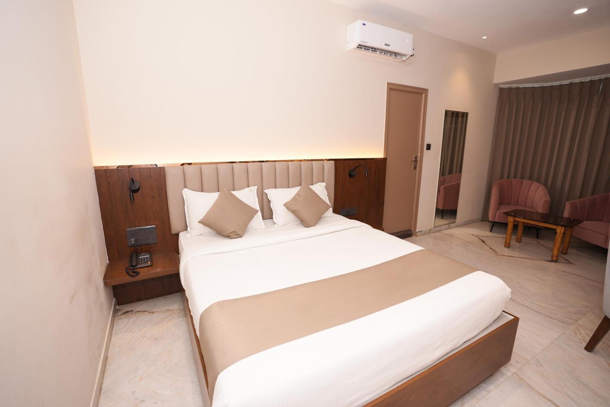 Hotel Vaishnavi Residency Bengaluru Zewnętrze zdjęcie